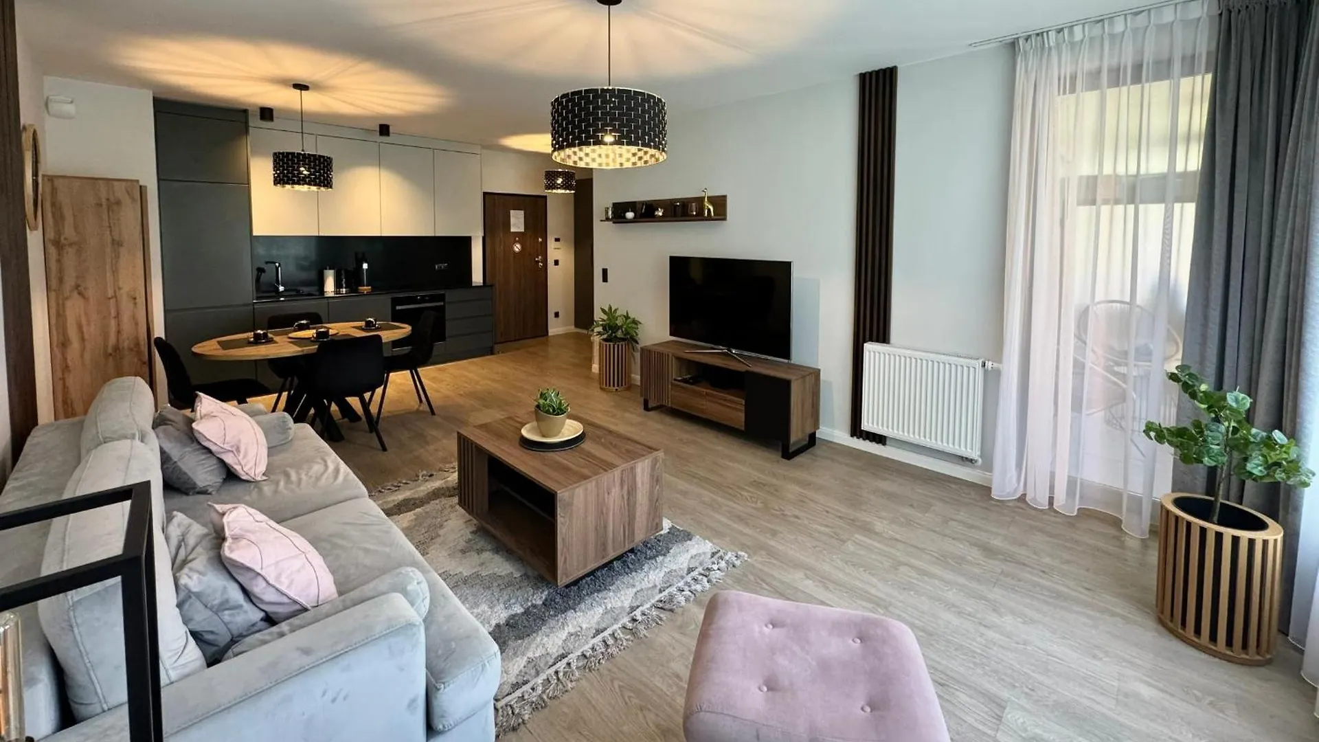 Apartmate- Scala Oldown Lakowa Apartments Гданьск
